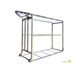 Stand veterinario e gabbia...